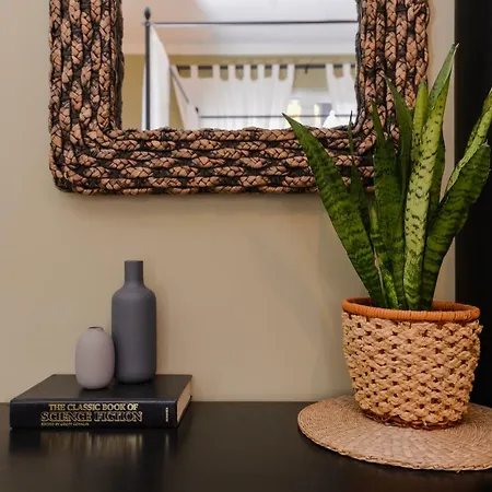 Cо́coellie - Aesthetic 2bd Near National Palace By Flat Mаnager Lägenhet