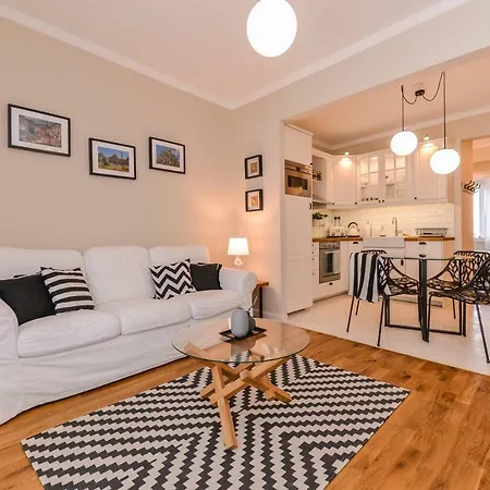 Apartment Cо́coellie - Aesthetic 2bd Near National Palace By Flat Mаnager Sofia