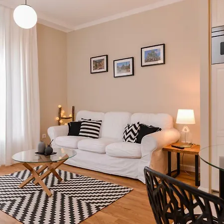 Apartment Cо́coellie - Aesthetic 2bd Near National Palace By Flat Mаnager