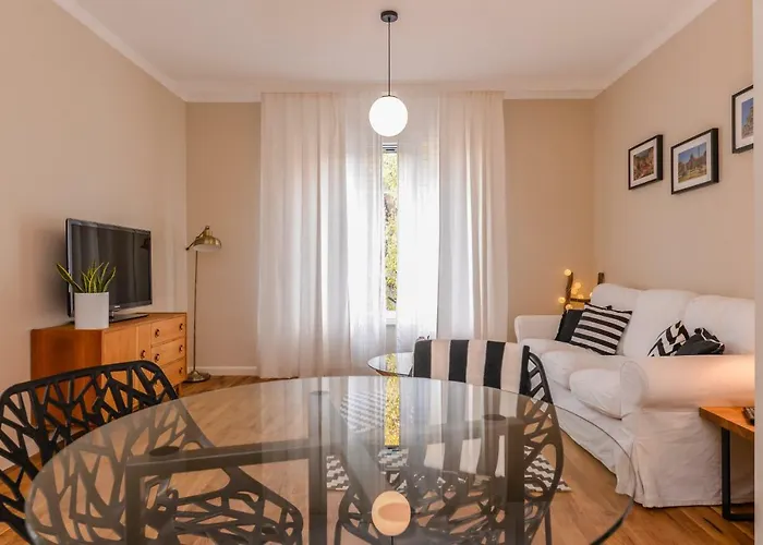 Cо́coellie - Aesthetic 2bd Near National Palace By Flat Mаnager Apartament