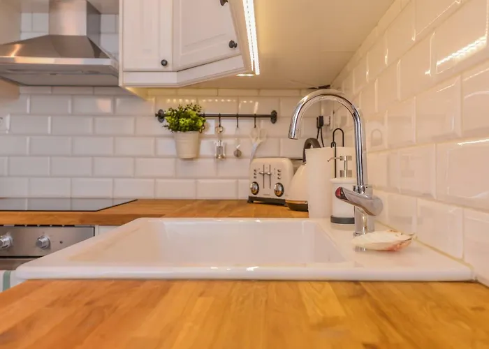 Cо́coellie - Aesthetic 2bd Near National Palace By Flat Mаnager